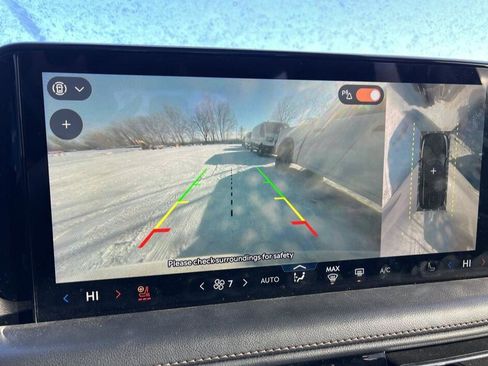 Used 2025 Lincoln Aviator Reserve w/ Equipment Group 201A image 3