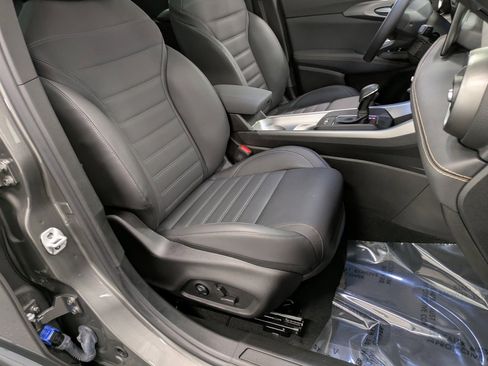 Used 2025 Alfa Romeo Tonale w/ Premium Package image 28