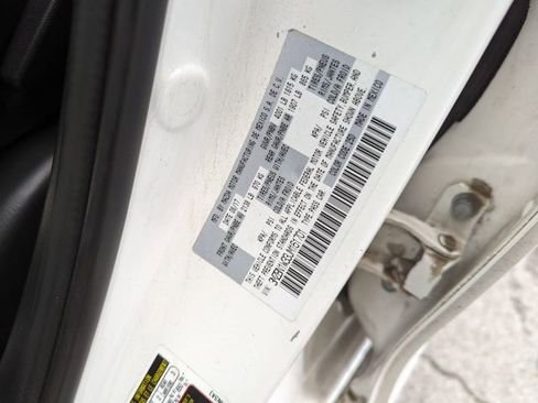 Used 2018 MAZDA MAZDA3 Grand Touring w/ Premium Equipment Package image 27