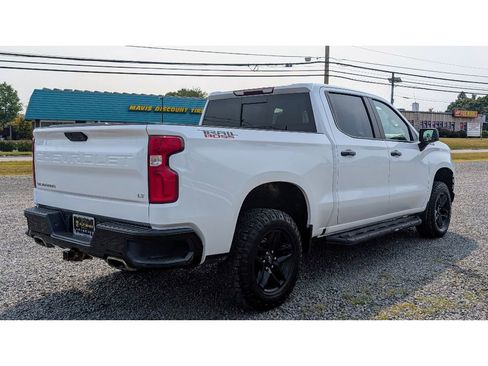 Used 2020 Chevrolet Silverado 1500 LT Trail Boss image 7