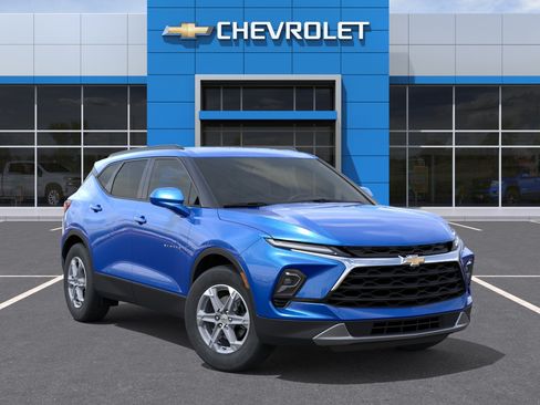 New 2026 Chevrolet Blazer LT w/ Convenience Package FWD image 7
