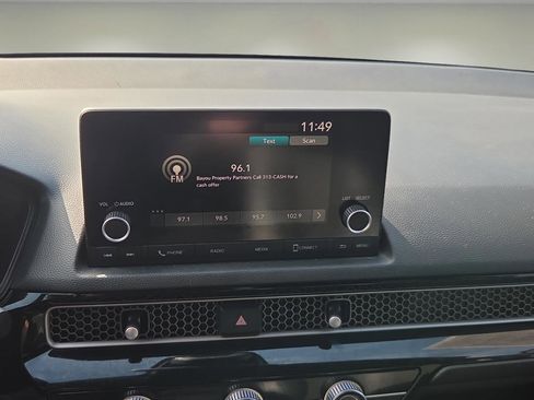 Used 2023 Honda Civic Sport image 10