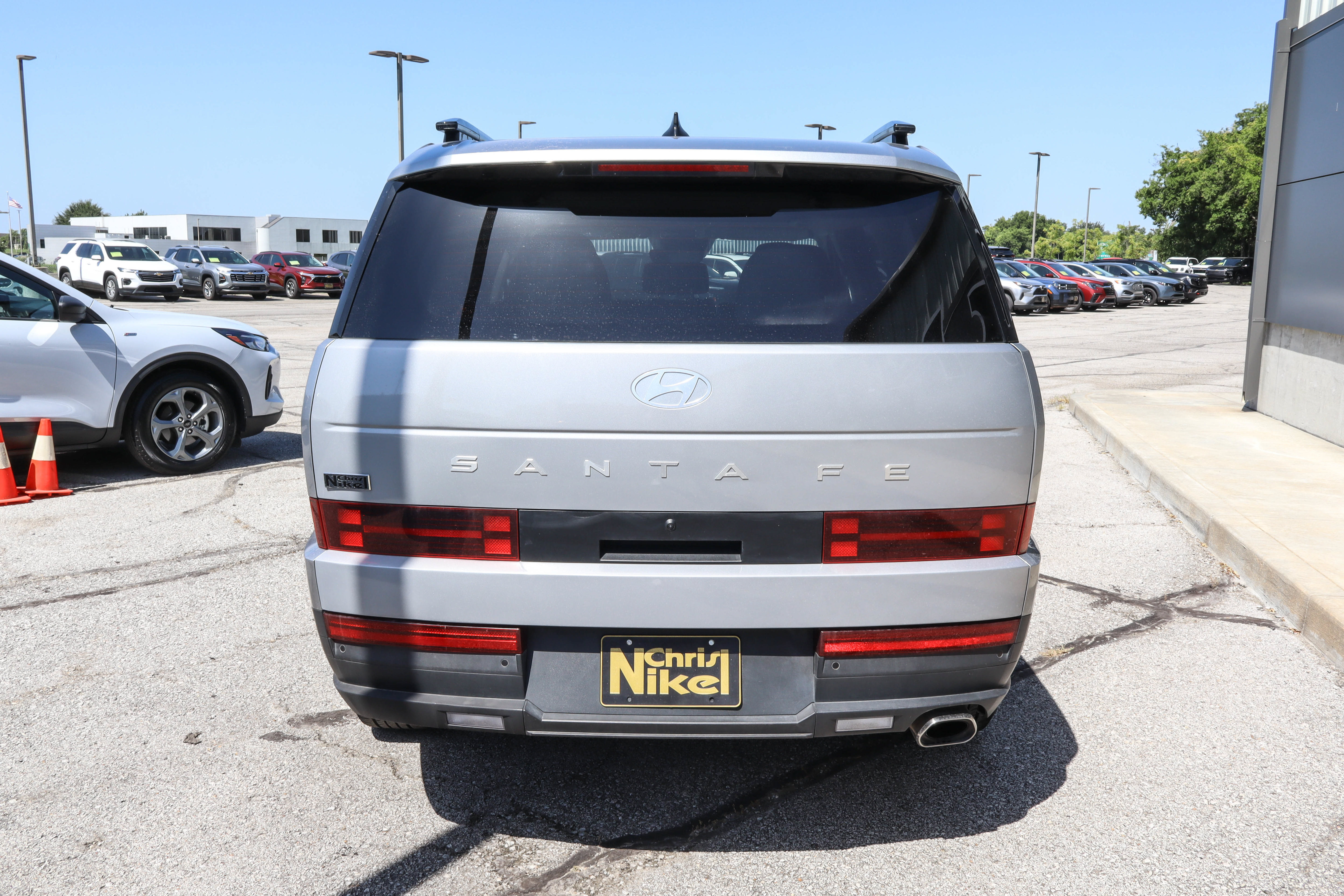 Used 2025 Hyundai Santa Fe SEL FWD image 5