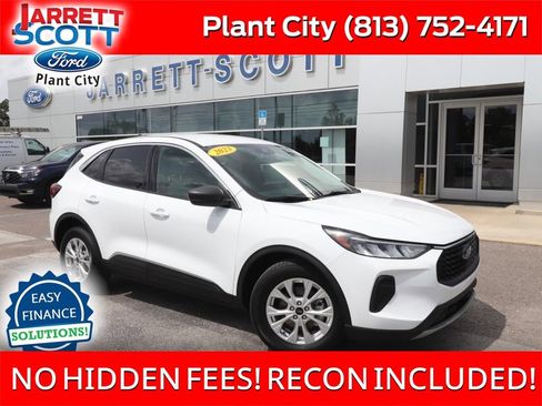 Used 2023 Ford Escape Active w/ Tech Pack #1 FWD image 1