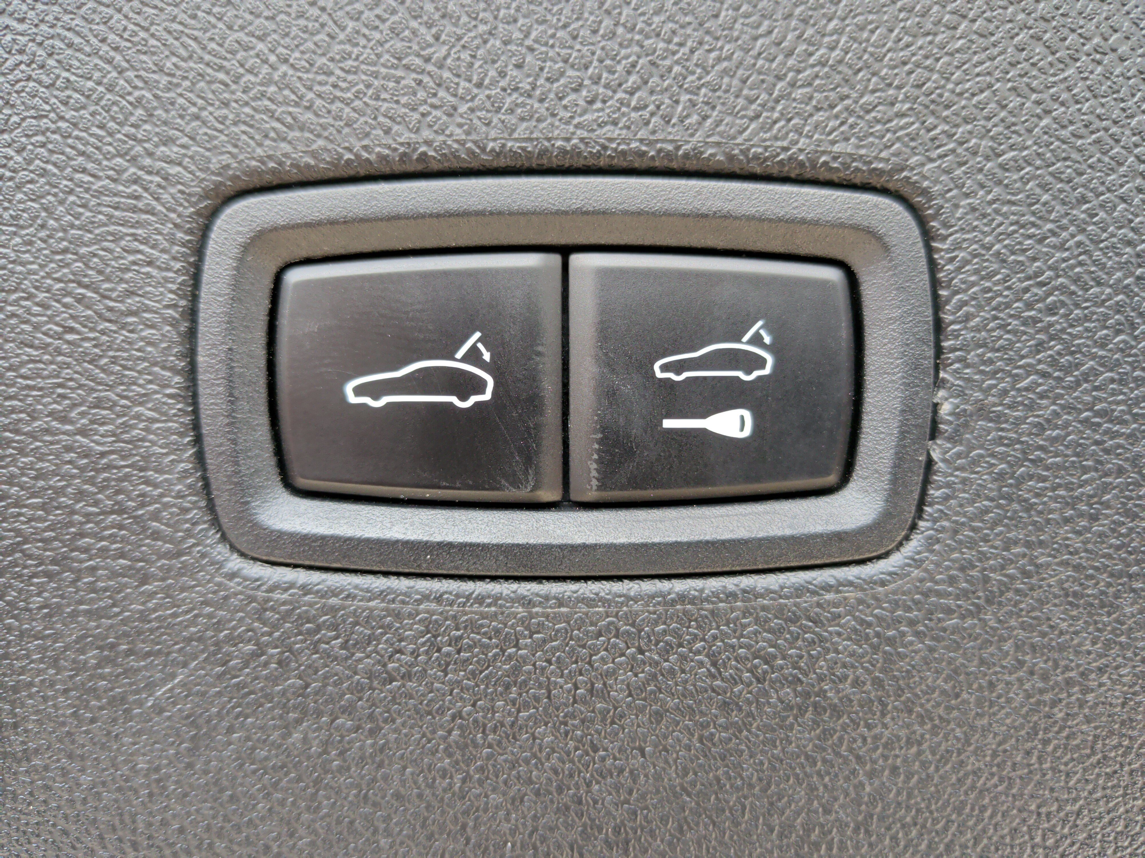 Used 2022 Porsche Cayenne Turbo AWD/4WD image 39