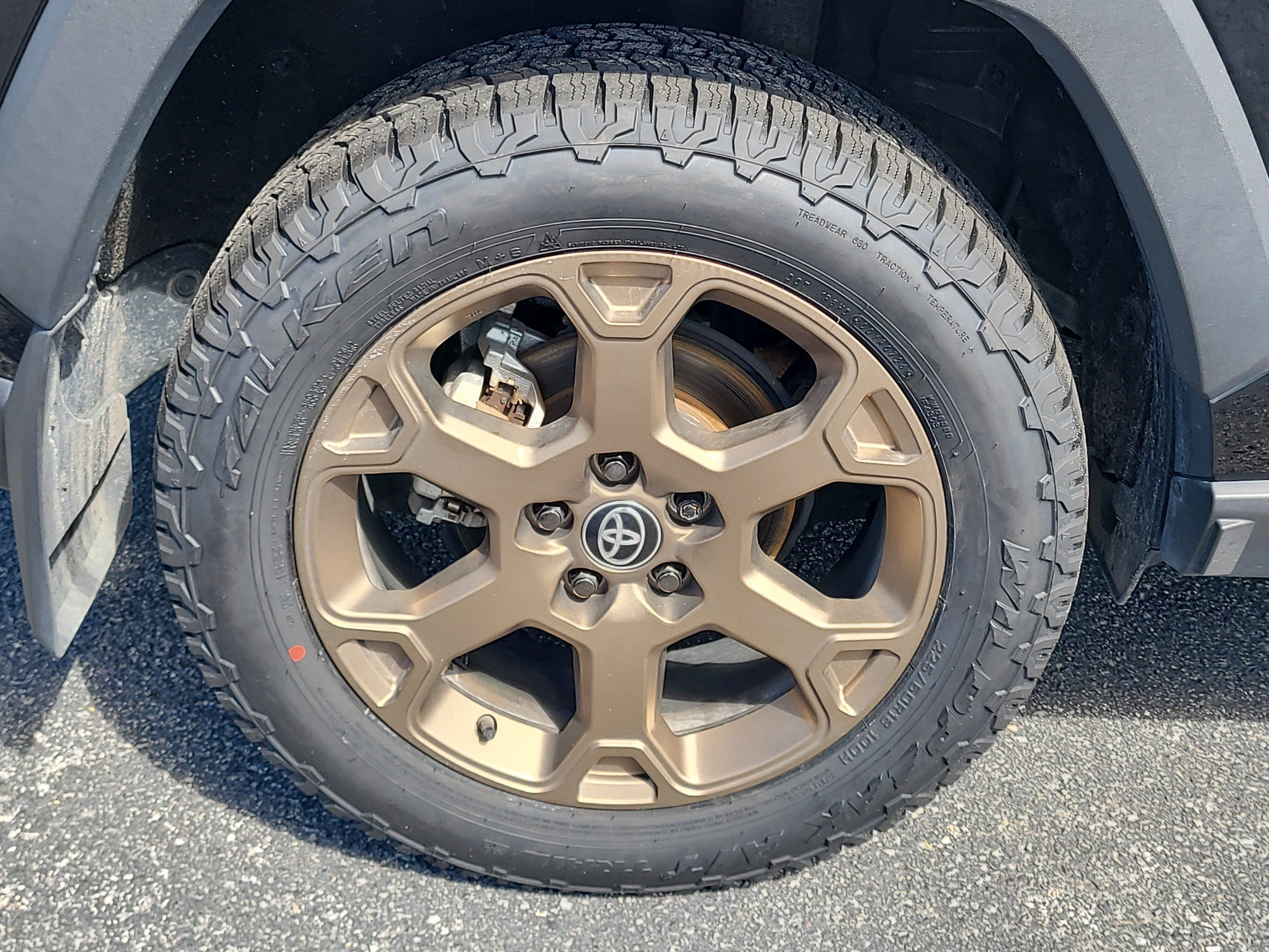 Certified 2025 Toyota RAV4 Woodland Edition AWD/4WD image 10