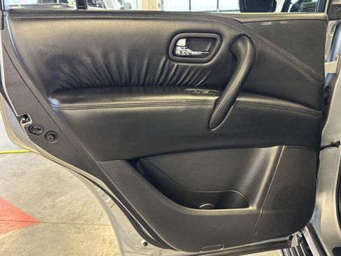 Used 2021 Nissan Armada SV image 33