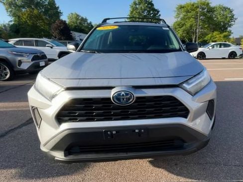 Used 2024 Toyota RAV4 LE AWD/4WD image 7
