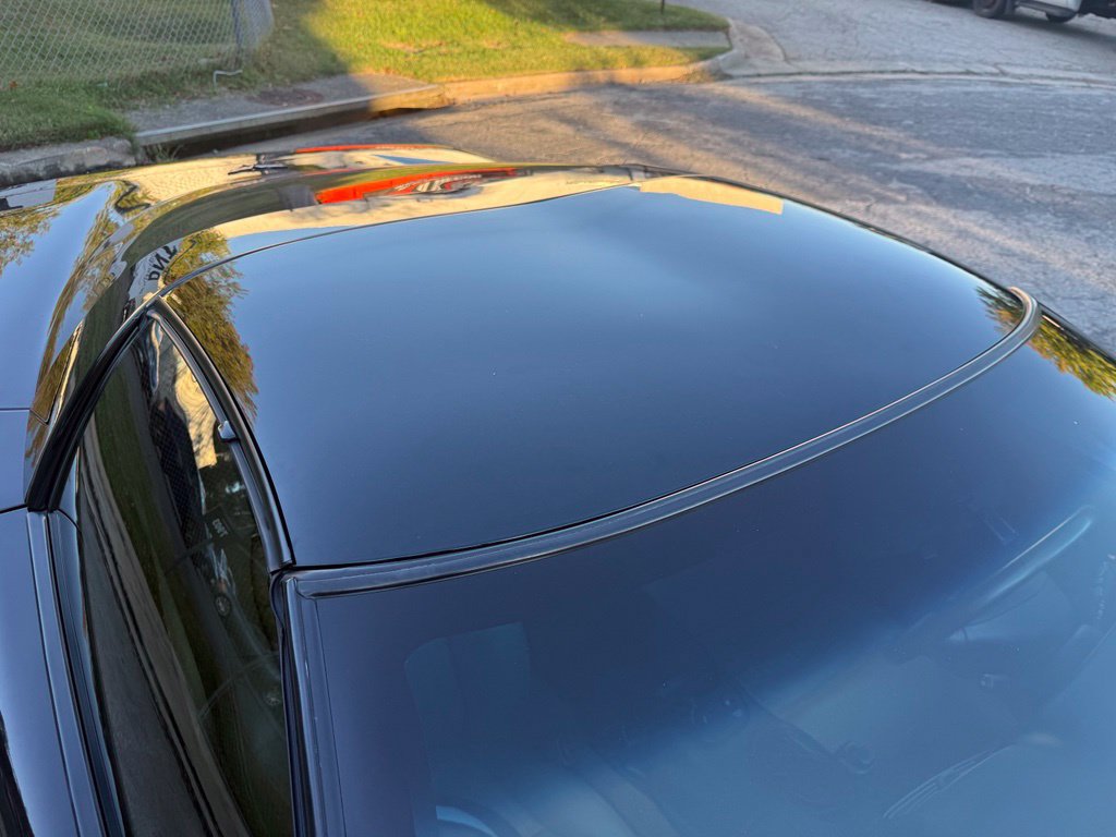 Used 2004 Chevrolet Corvette Coupe RWD image 21
