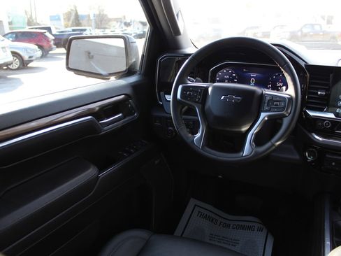 Used 2024 Chevrolet Silverado 1500 LT Trail Boss w/ LT Trail Boss Premium Package image 10