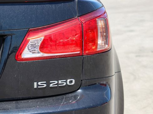 Used 2012 Lexus IS 250 w/ Premium Pkg Value Edition RWD image 8