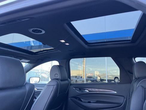 Used 2023 Buick Enclave Avenir w/ Avenir Technology Package image 5