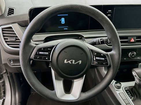 Used 2024 Kia Seltos LX image 18