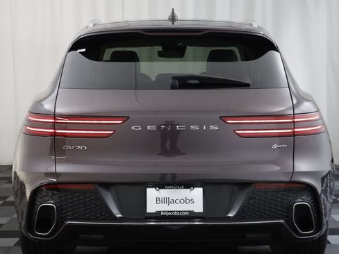 Used 2023 Genesis GV70 2.5T w/ Select Package AWD/4WD image 16