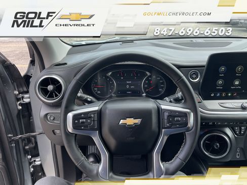 Used 2024 Chevrolet Blazer LT FWD image 12