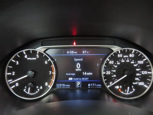 Used 2025 Nissan Altima 2.5 SV FWD image 19