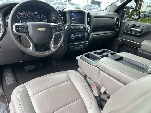 Used 2021 Chevrolet Silverado 1500 LT AWD/4WD image 21