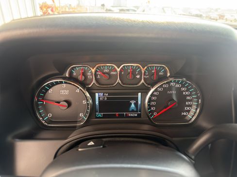 Used 2015 Chevrolet Tahoe LTZ AWD/4WD image 17