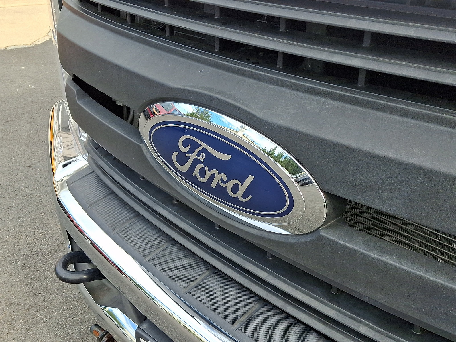 Used 2017 Ford F550 4x4 Regular Cab Super Duty image 29
