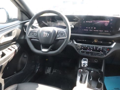 New 2025 Buick Envista Avenir image 10