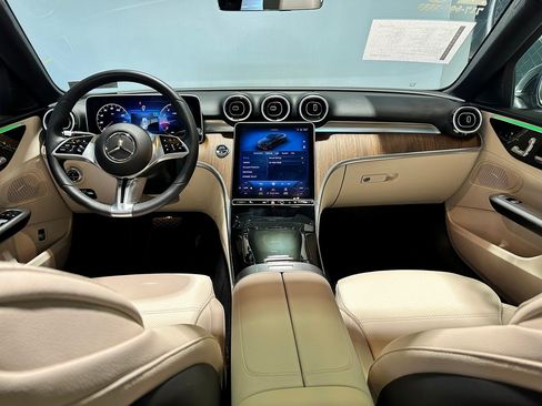 Certified 2023 Mercedes-Benz C 300 4MATIC Sedan image 9