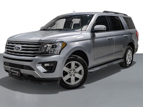 Used 2020 Ford Expedition XLT w/ Equipment Group 202A image 4