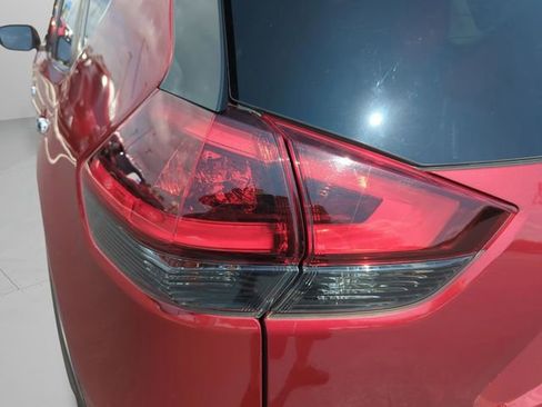 Certified 2020 Nissan Rogue SL w/ Premium Package FWD image 18