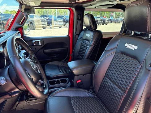 Used 2019 Jeep Wrangler Sport AWD/4WD image 43