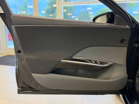 Used 2025 Lucid Air Touring AWD/4WD image 19