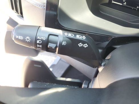 Used 2022 Nissan Pathfinder Platinum w/ Cargo Package AWD/4WD image 18