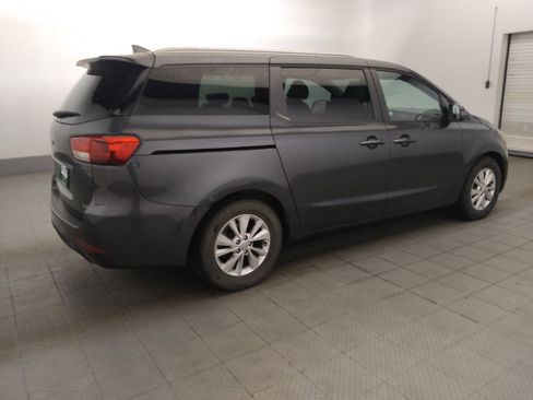 Used 2016 Kia Sedona LX w/ LX Convenience Package FWD image 10