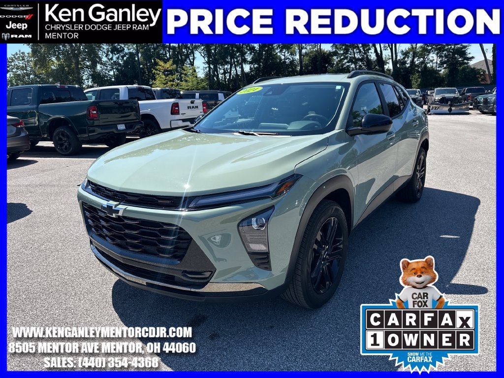 Used 2024 Chevrolet Trax ACTIV w/ Sunroof Package FWD image 3