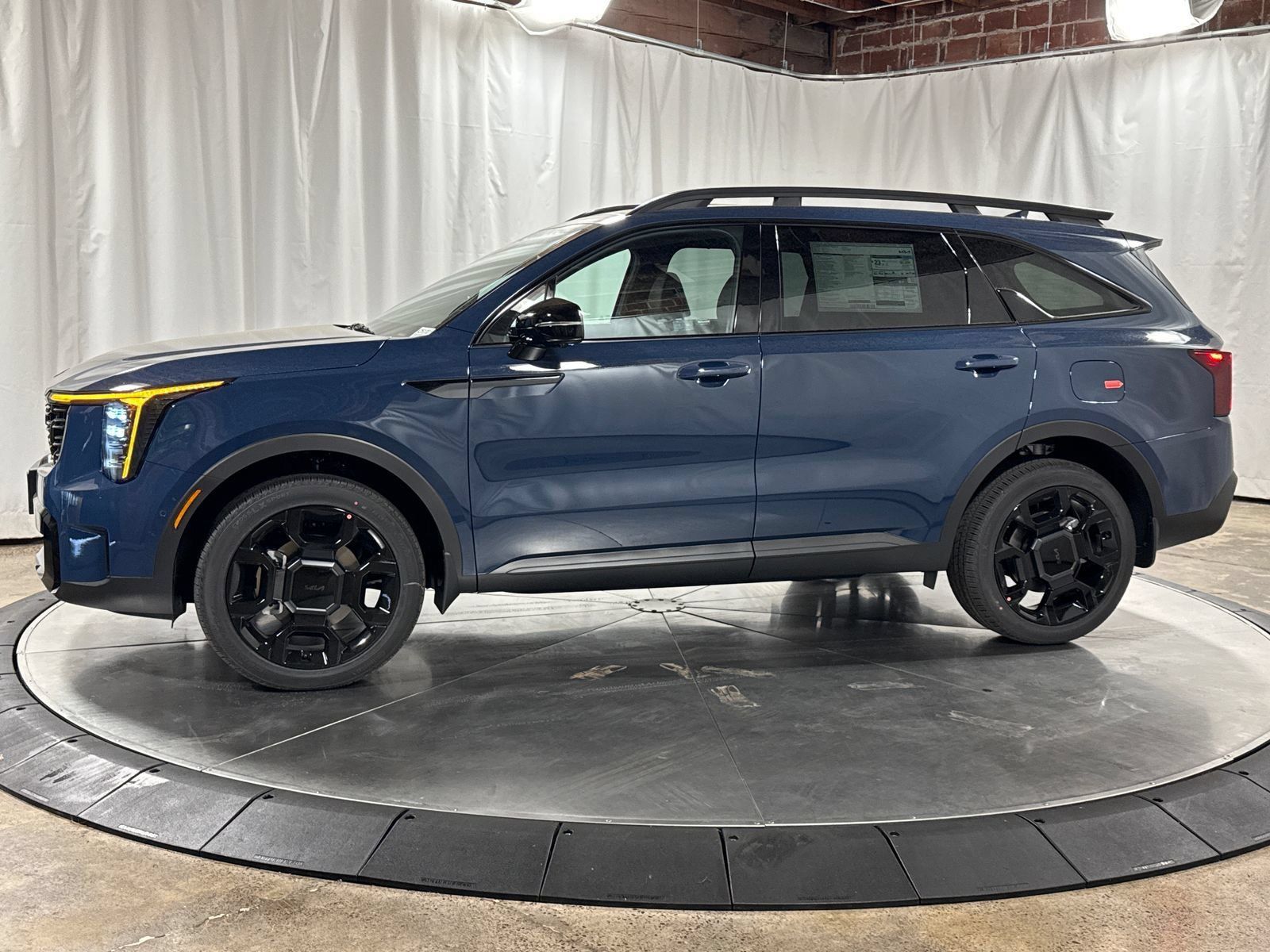 New 2026 Kia Sorento SX Prestige w/ Olive Brown Leather Package AWD/4WD image 6