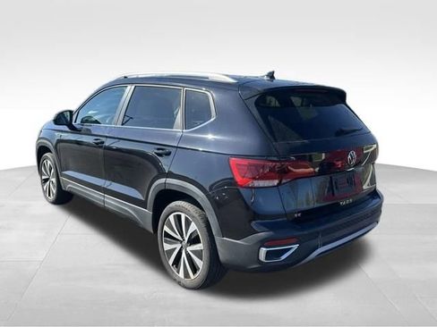 Used 2023 Volkswagen Taos SE image 5