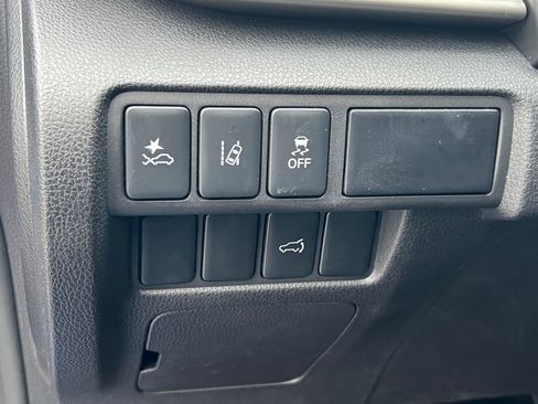 Used 2024 Mitsubishi Eclipse Cross SE image 19