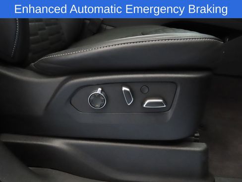 Used 2023 Cadillac Escalade ESV Sport Platinum w/ Heavy-Duty Trailer Package image 30