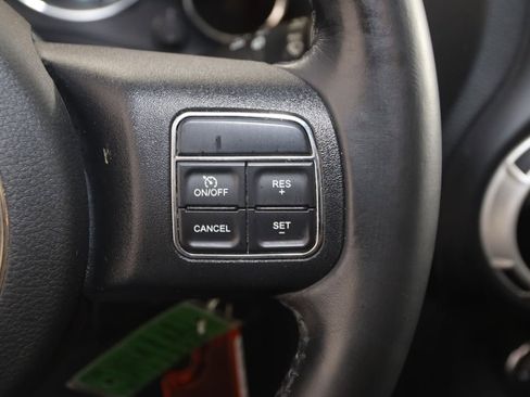 Used 2017 Jeep Wrangler Unlimited Sahara w/ Connectivity Group image 28