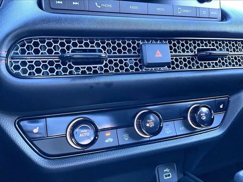 Used 2025 Honda HR-V Sport image 34