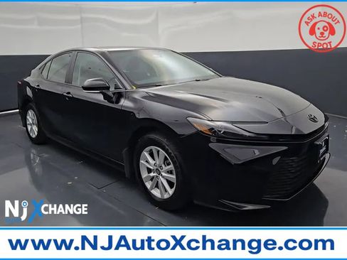 Used 2026 Toyota Camry LE w/ Convenience Package AWD/4WD image 1