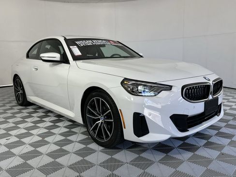 Used 2026 BMW 230i Coupe RWD image 2
