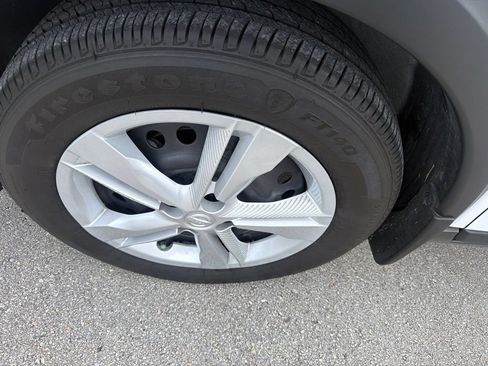 Used 2024 Nissan Kicks S FWD image 10