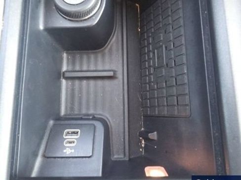 Used 2025 Ford Expedition Max Active AWD/4WD image 46