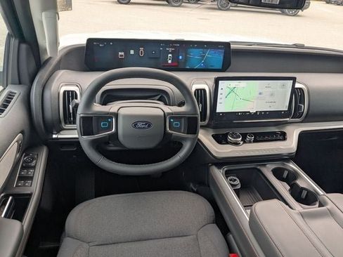 New 2025 Ford Expedition Active RWD image 65