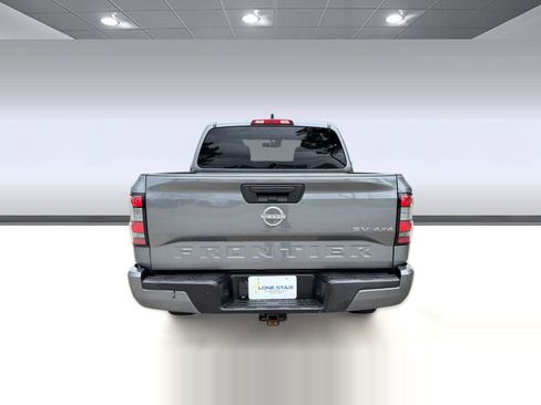 Used 2023 Nissan Frontier SV w/ Tow Package AWD/4WD image 10