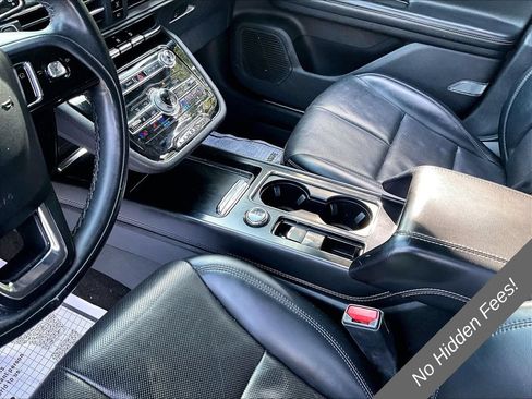 Used 2022 Lincoln Corsair AWD w/ Premium Package image 12