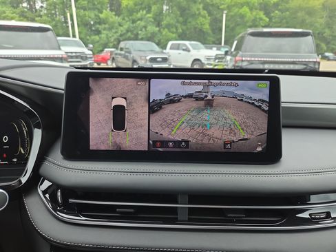 Used 2026 INFINITI QX60 Luxe FWD image 14