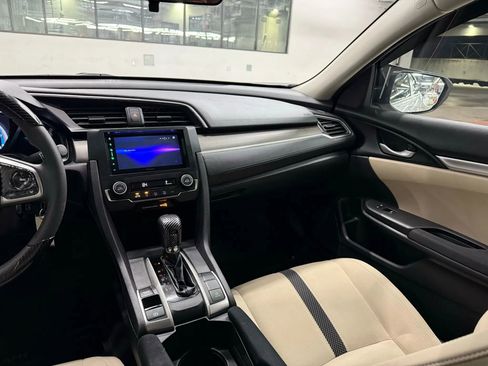 Used 2019 Honda Civic LX image 8