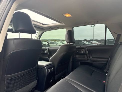 Used 2023 Toyota 4Runner TRD Off-Road Premium w/ Off Road Premium Plus Package AWD/4WD image 11