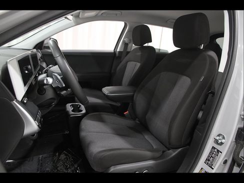 Certified 2024 Hyundai Ioniq 5 SEL RWD image 5