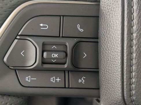 Used 2025 Toyota Tacoma TRD Off-Road w/ TRD Off Road Premium Package AWD/4WD image 16